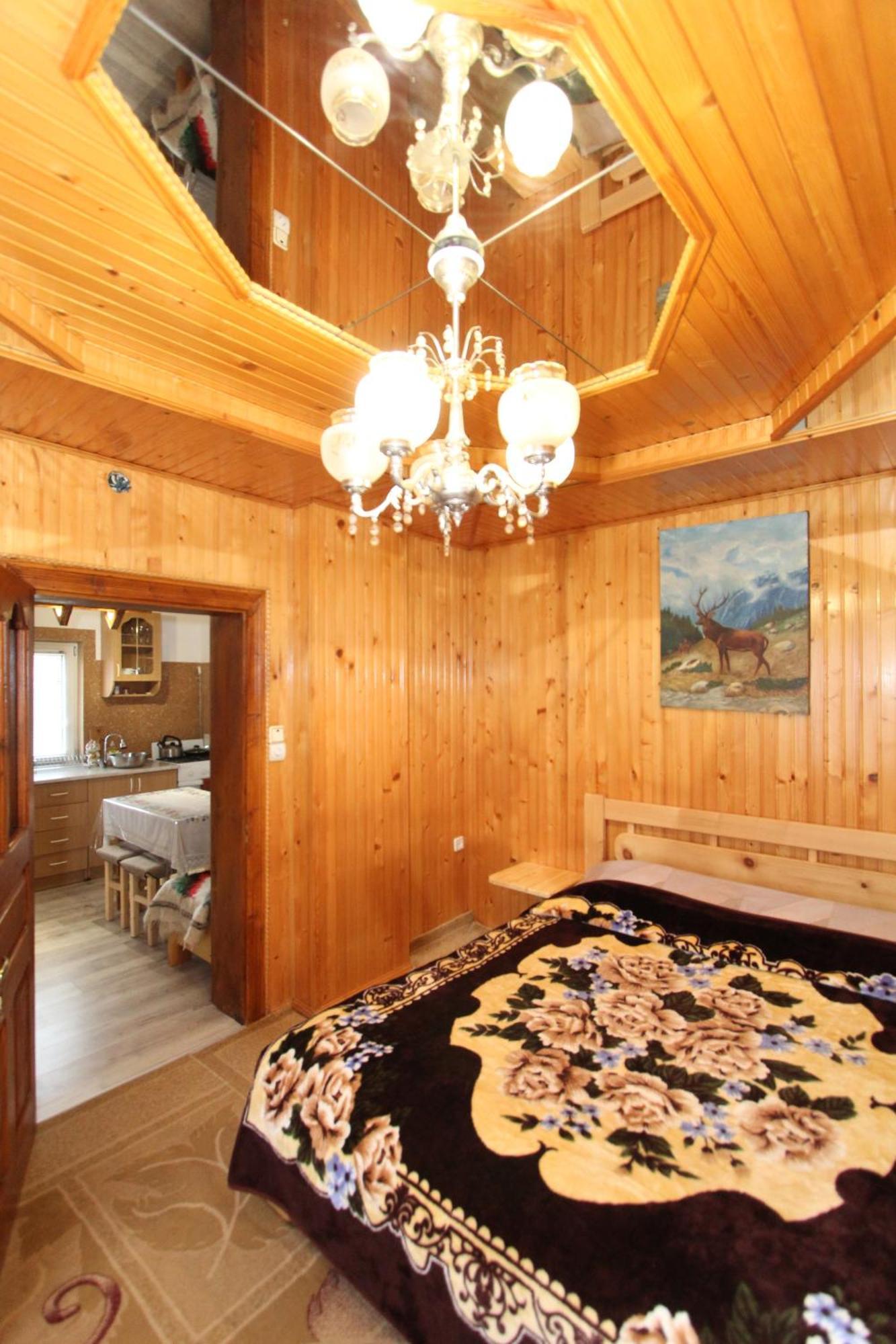 Будиночок Для Щастя Yaremche Exterior foto